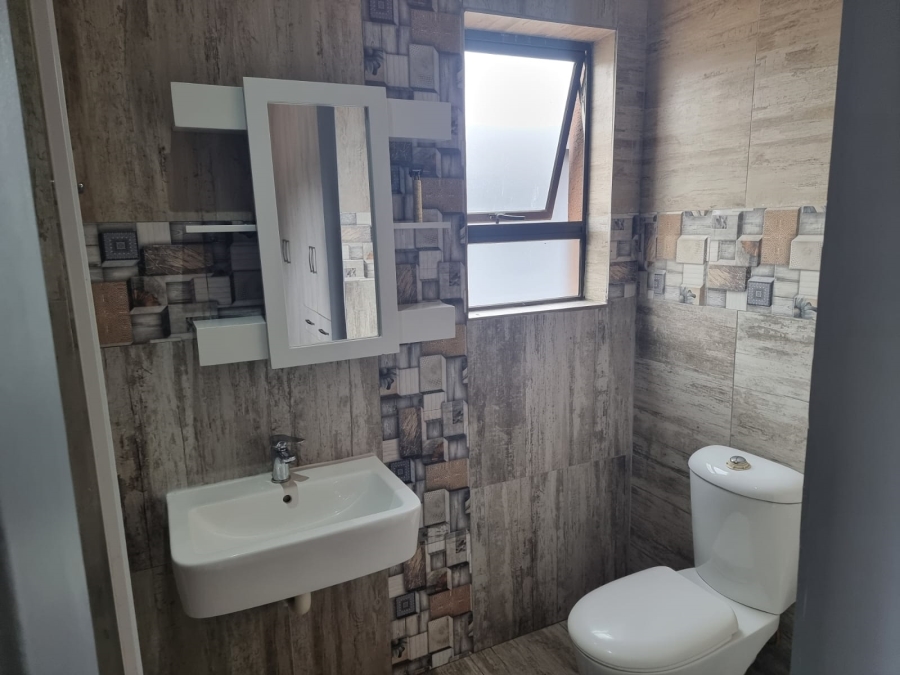 5 Bedroom Property for Sale in Cashan North West